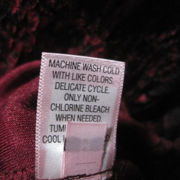 Apt. 9 Red & Black Velvet V-Neck Long Sleeve Mini Dress Women's Size Medium - Picture 8 of 8